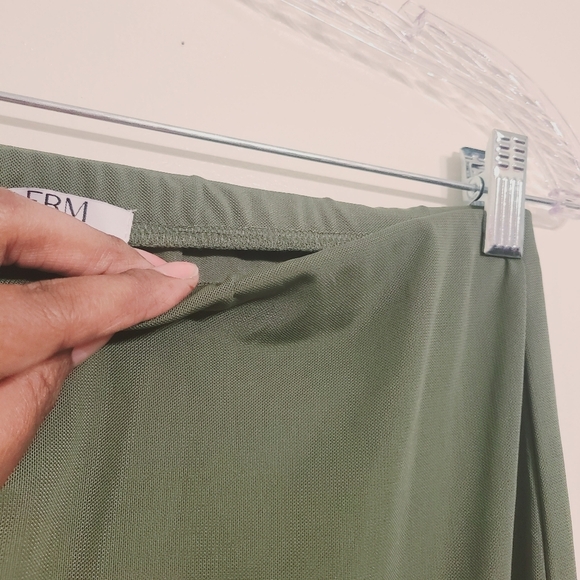 AFRM Los Angeles | Women's Long Sleeve Two Piece Green Skirt Set (Size Large/XL) - Picture 9 of 16